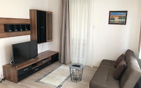 Oli Apartman